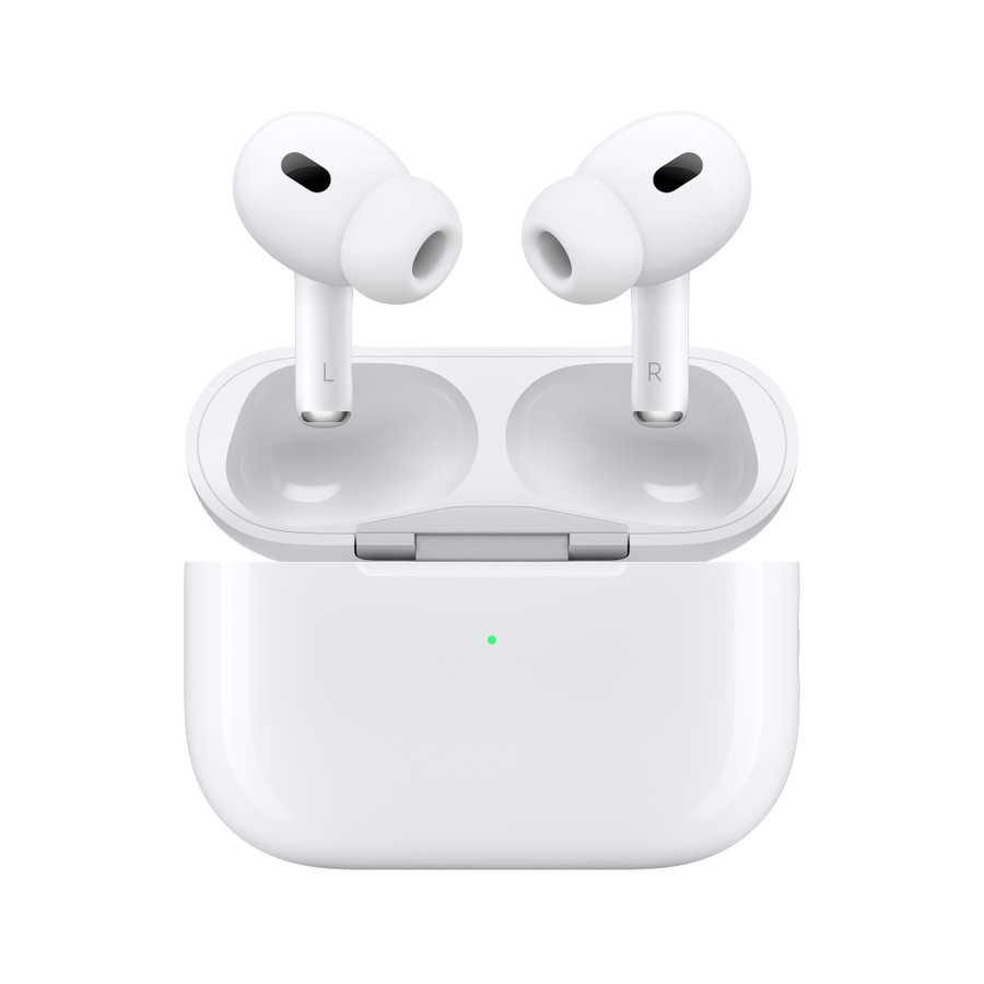 Người dùng trải nghiệm Apple Vision Pro trong không gian ảo tại nhà