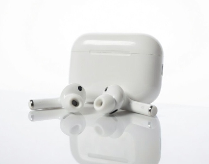 AirPods Pro 3 tại Shop Apple 123 Pleiku