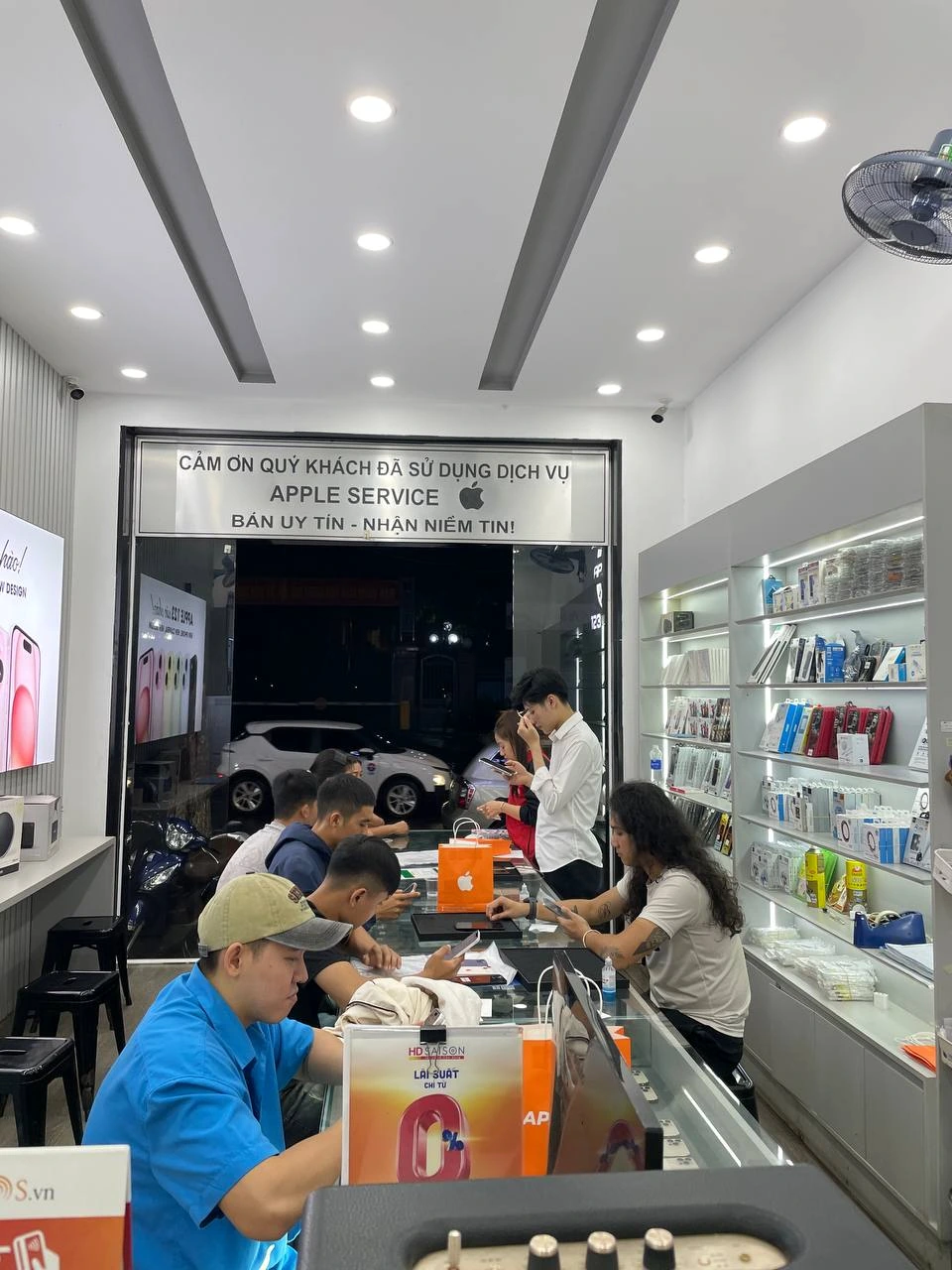 Tìm iPhone Pleiku Chất Lượng? Shop Apple 123 - 9 Năm Uy Tín