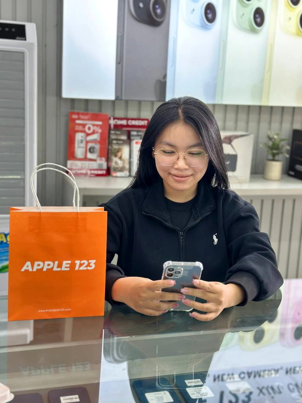 Apple 123 Pleiku cảm ơn bạn đã ghé thăm và chọn chiếc iPhone mới. Chúc bạn có những trải nghiệm thật vui cùng sản phẩm!