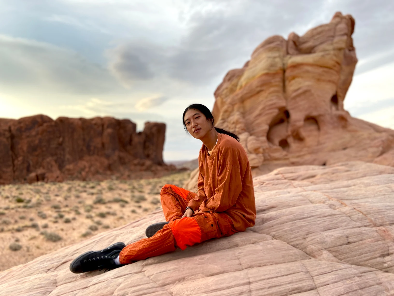 iPhone 11 chế độ chân dung — chụp anh chị em đi cà phê Trần Phú Pleiku